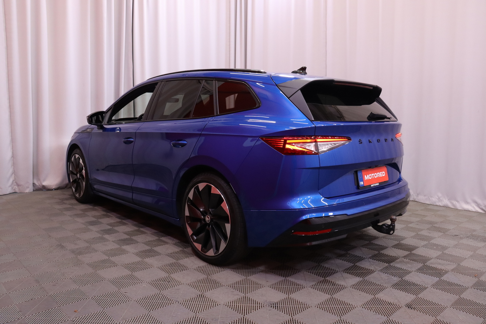 Skoda - Enyaq - 80x 4x4 Sportline iV - Maastoauto