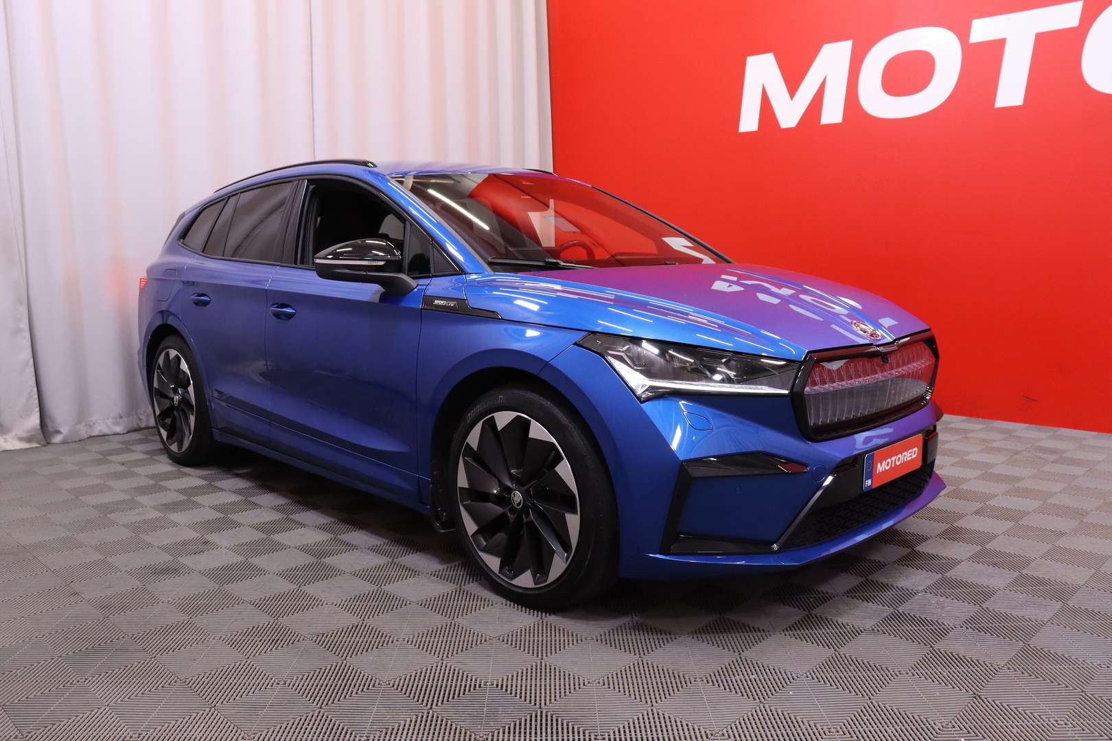 Skoda - Enyaq - 80x 4x4 Sportline iV - Maastoauto