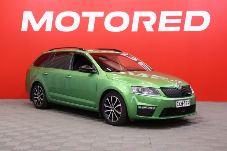Skoda - Octavia - Combi 2,0 TDI 184 4x4 RS DSG Autom. - Farmari