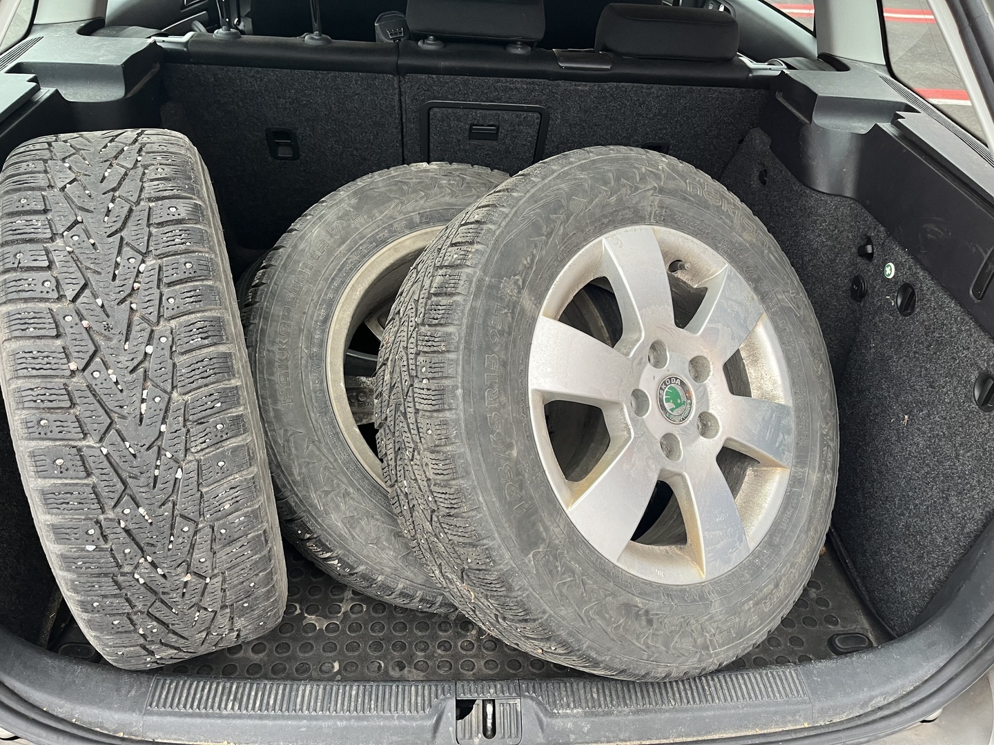 Skoda - Octavia - Combi 1,4 TSI Elegance DSG Autom. - Farmari