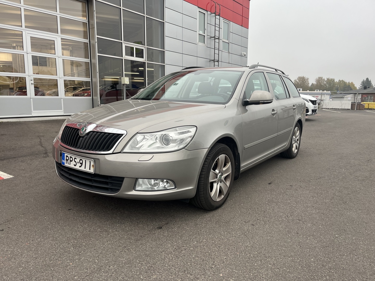 Skoda - Octavia - Combi 1,4 TSI Elegance DSG Autom. - Farmari