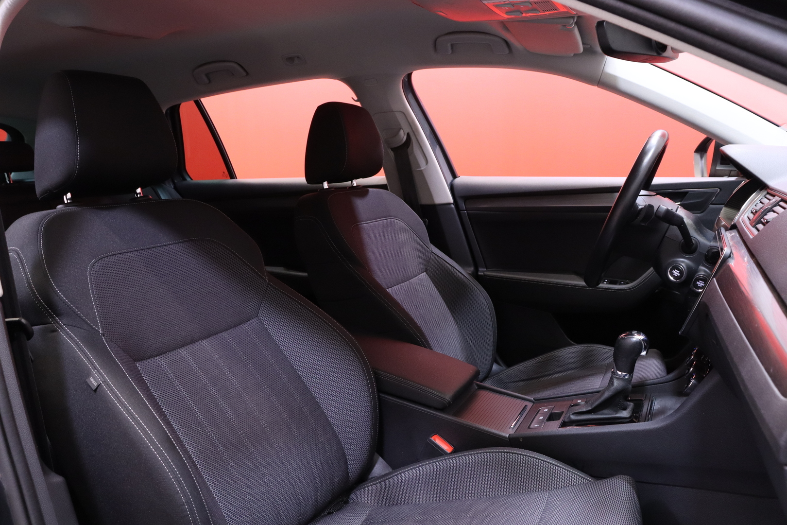 Skoda - Superb - Combi 1,4 TSI PHEV Style iV DSG Autom. - Farmari