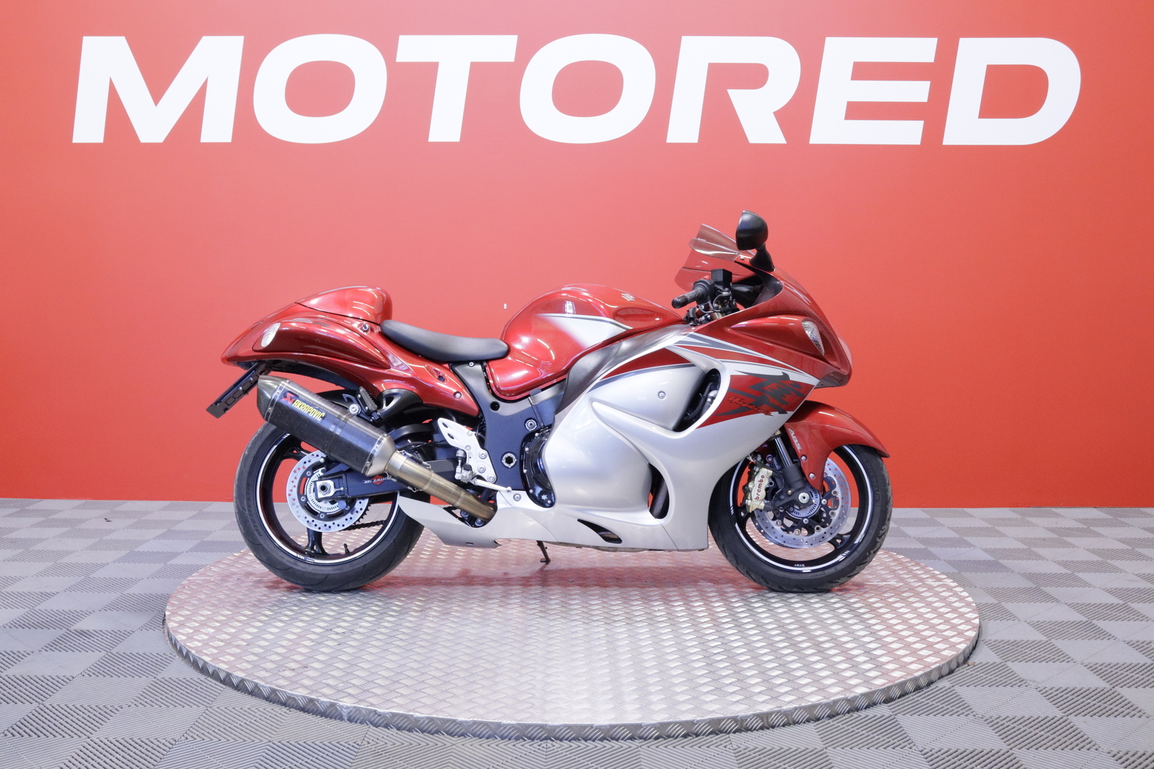 Suzuki - GSX - 1300R Hayabusa // Suomipyörä / Shifter / Akrapovic / Ajomodet // - Moottoripyörä