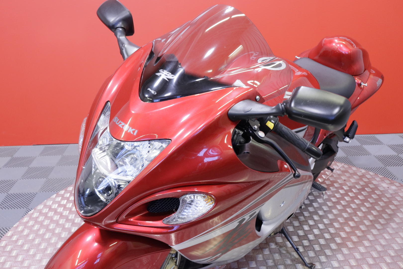 Suzuki - GSX - 1300R Hayabusa // Suomipyörä / Shifter / Akrapovic / Ajomodet // - Moottoripyörä