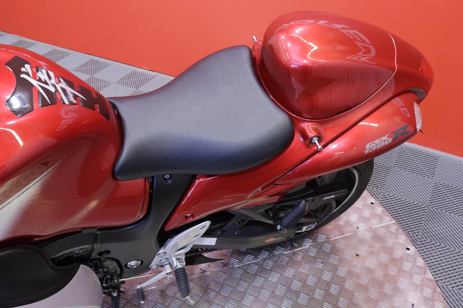 Suzuki - GSX - 1300R Hayabusa // Suomipyörä / Shifter / Akrapovic / Ajomodet // - Moottoripyörä