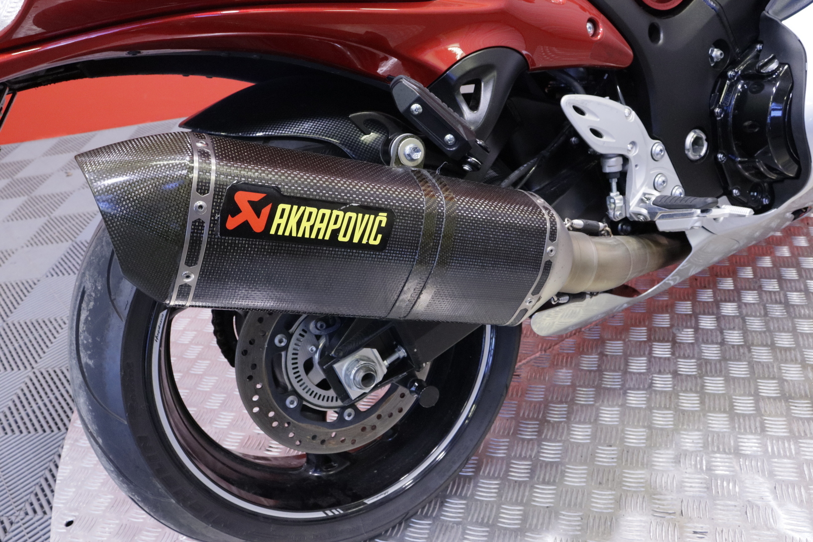 Suzuki - GSX - 1300R Hayabusa // Suomipyörä / Shifter / Akrapovic / Ajomodet // - Moottoripyörä