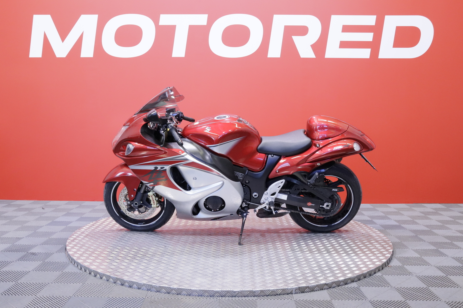 Suzuki - GSX - 1300R Hayabusa // Suomipyörä / Shifter / Akrapovic / Ajomodet // - Moottoripyörä