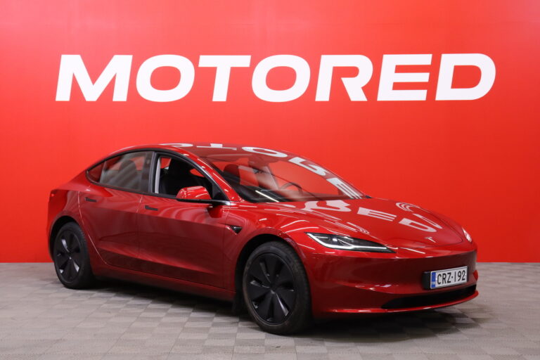 Tesla - Model 3 - Long Range - Sedan