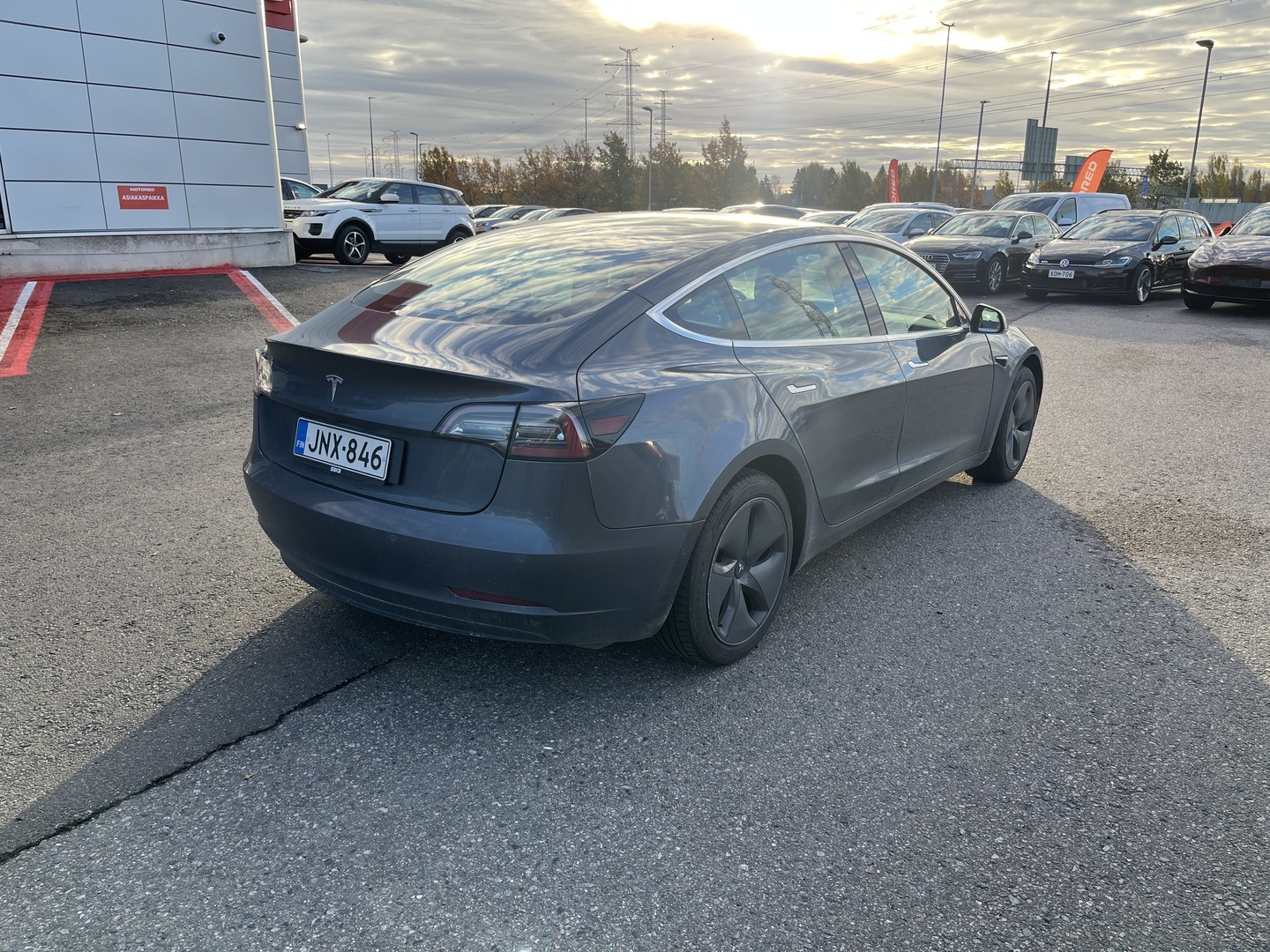 Tesla - Model 3 - Standard RWD Plus - Sedan