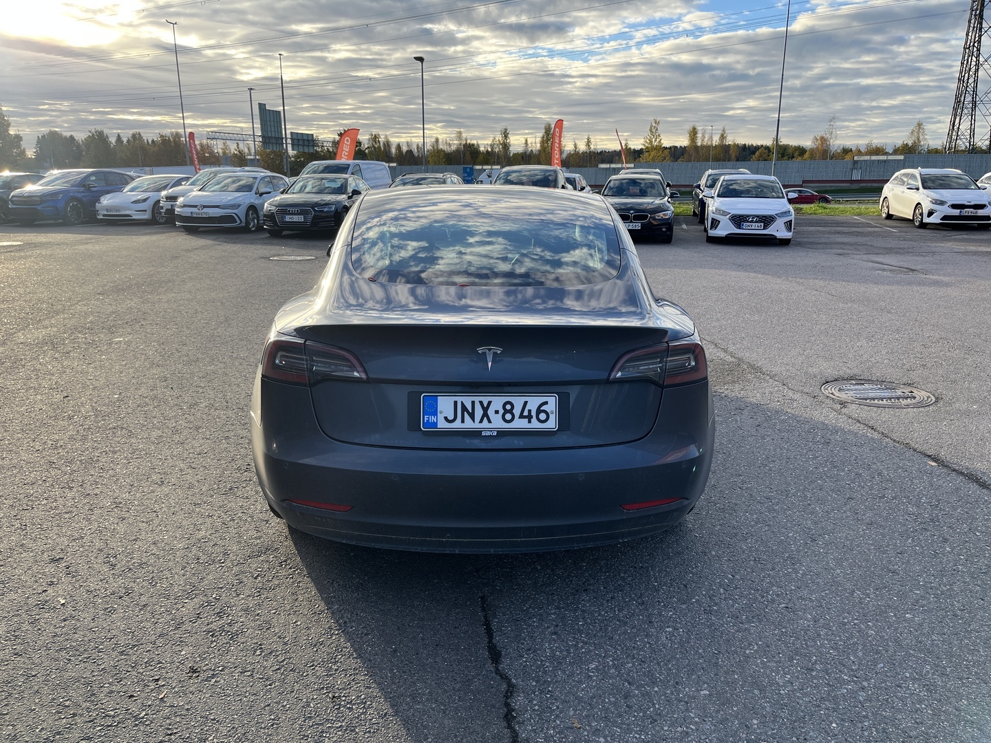 Tesla - Model 3 - Standard RWD Plus - Sedan