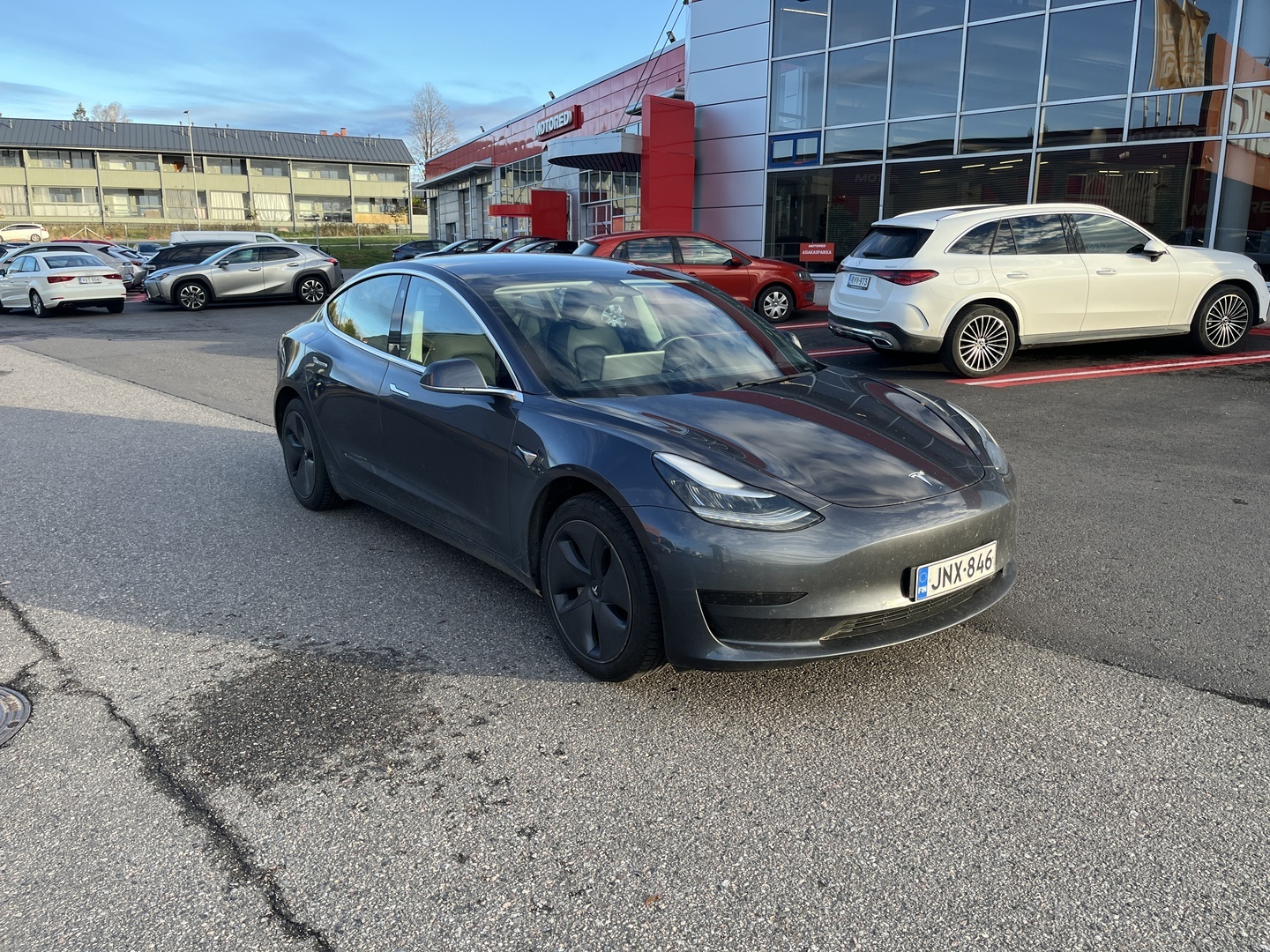 Tesla - Model 3 - Standard RWD Plus - Sedan