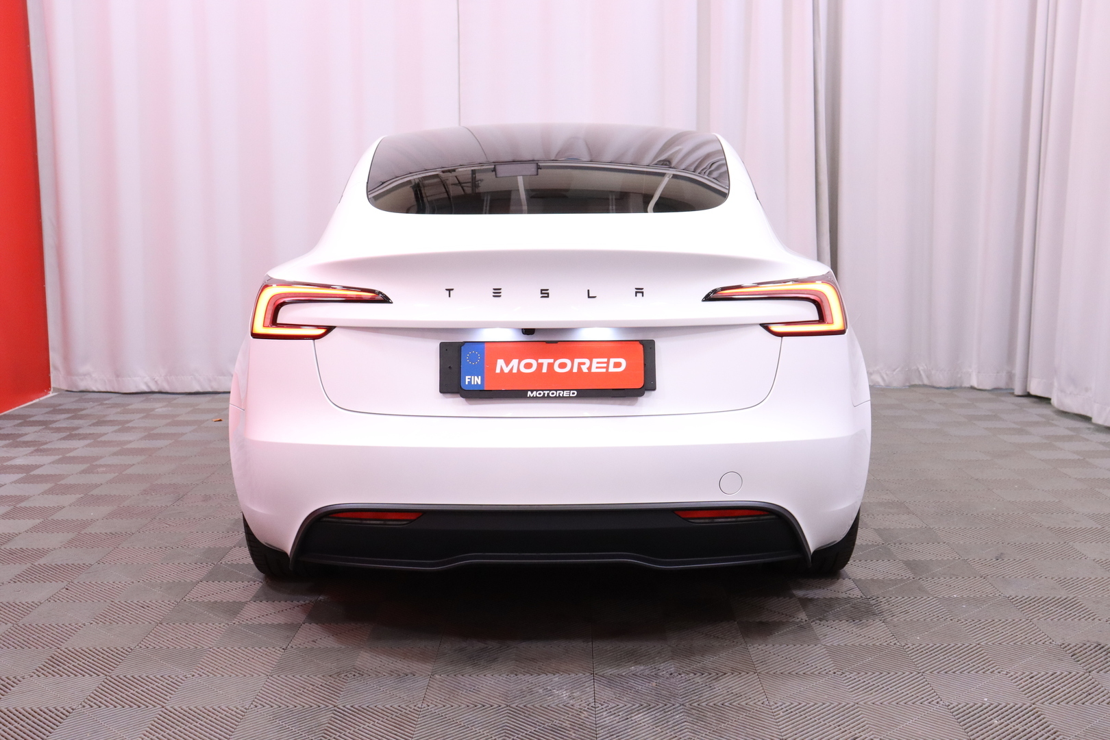 Tesla - Model 3 - Rear-Wheel Drive - Sedan