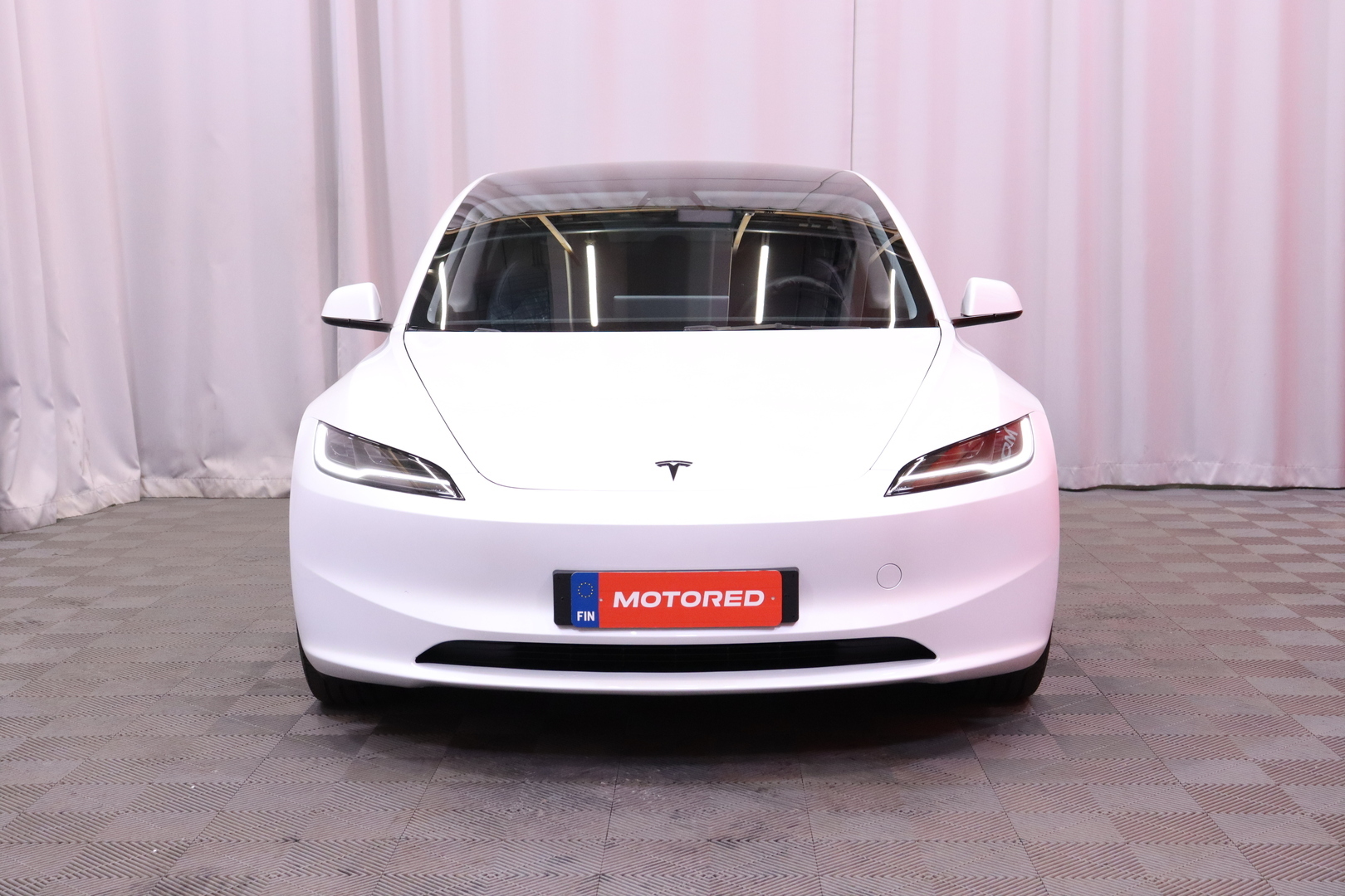 Tesla - Model 3 - Rear-Wheel Drive - Sedan