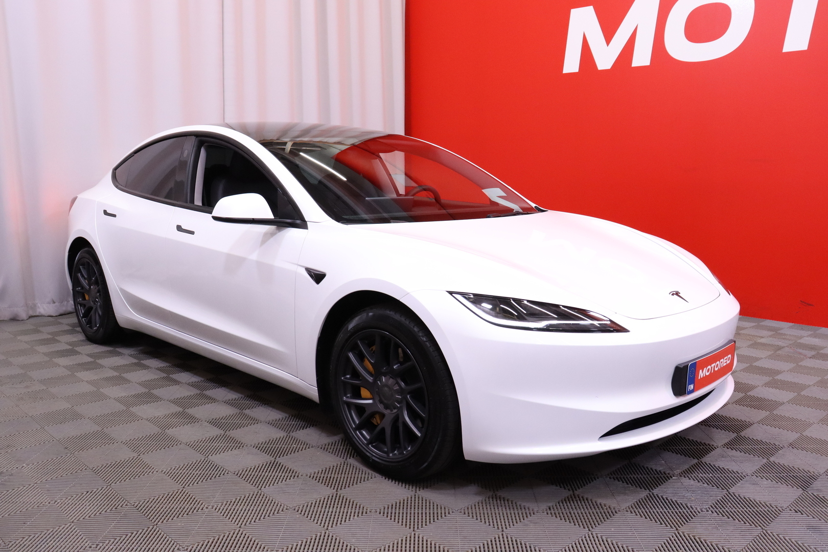 Tesla - Model 3 - Rear-Wheel Drive - Sedan