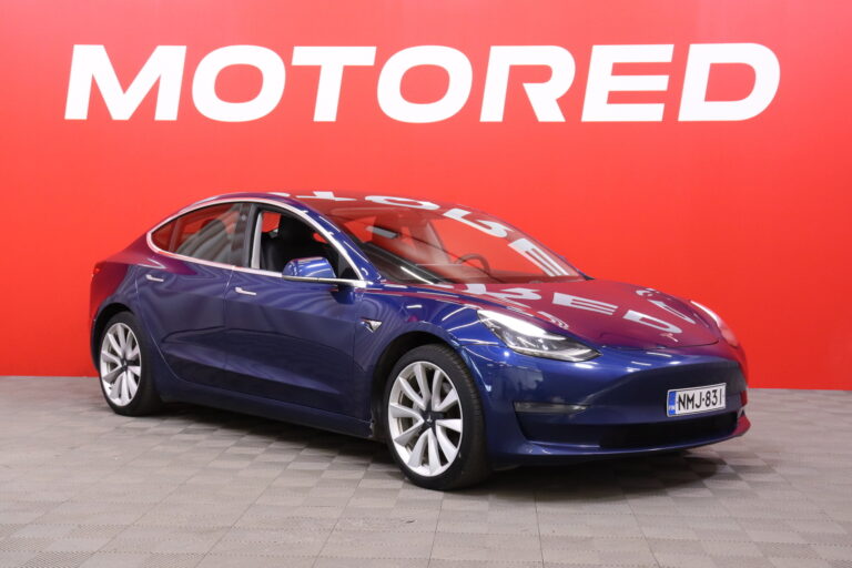 Tesla - Model 3 - Long Range - Sedan