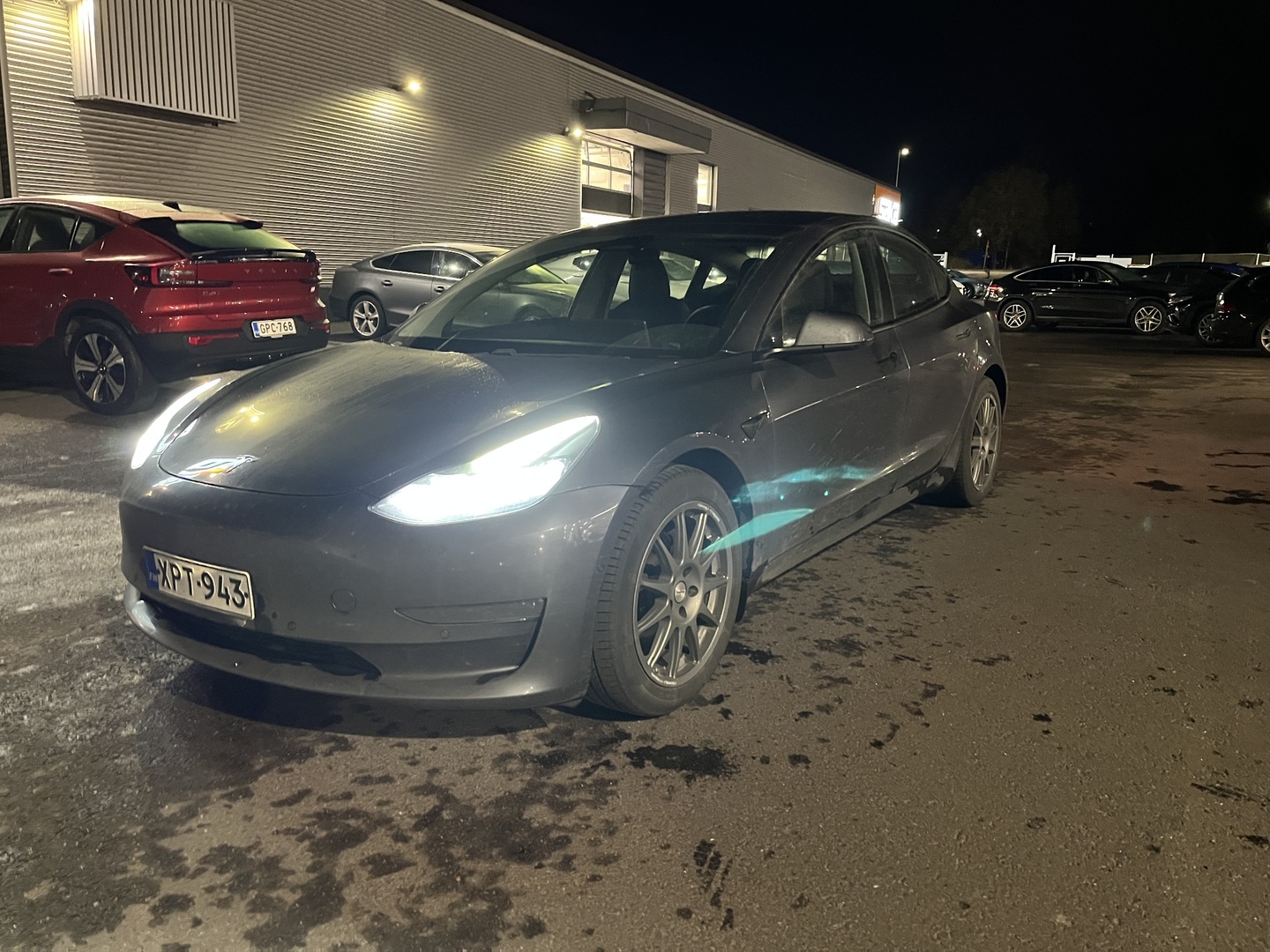 Tesla - Model 3 - Model 3 Sedan (AA) 4ov - Sedan