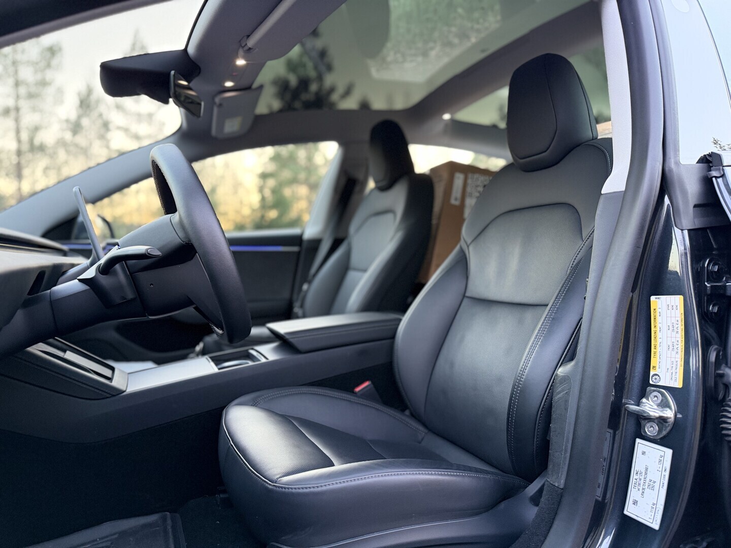 Tesla - Model 3 - Long Range AWD - Sedan