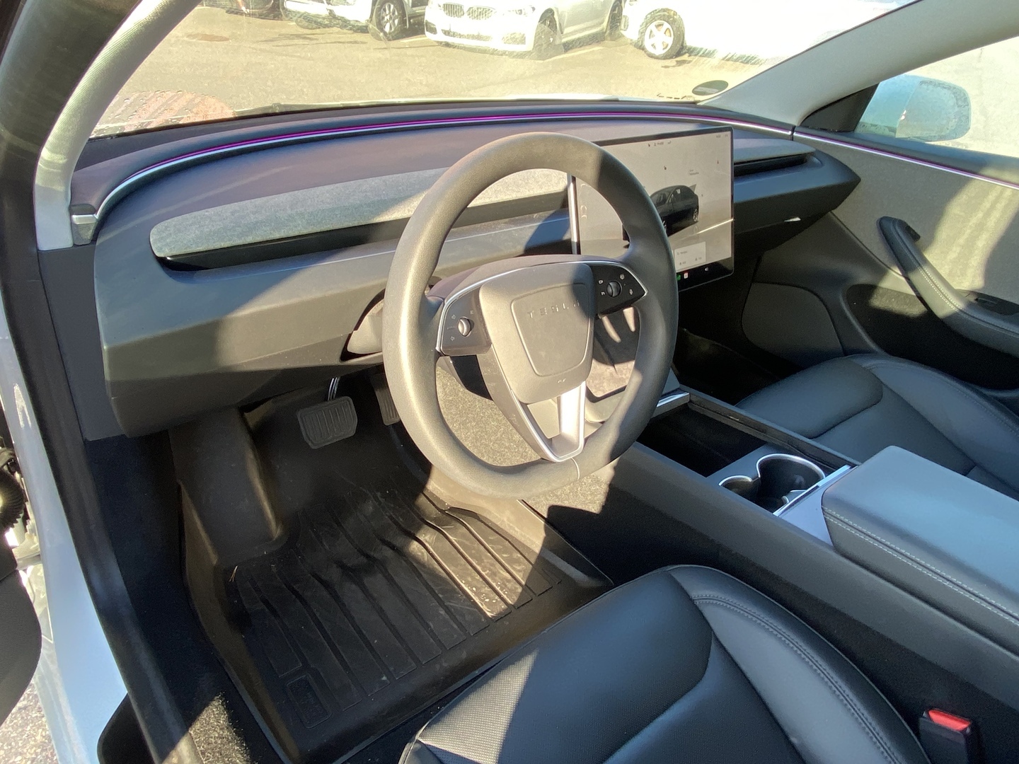 Tesla - Model 3 - RWD Highland - Sedan