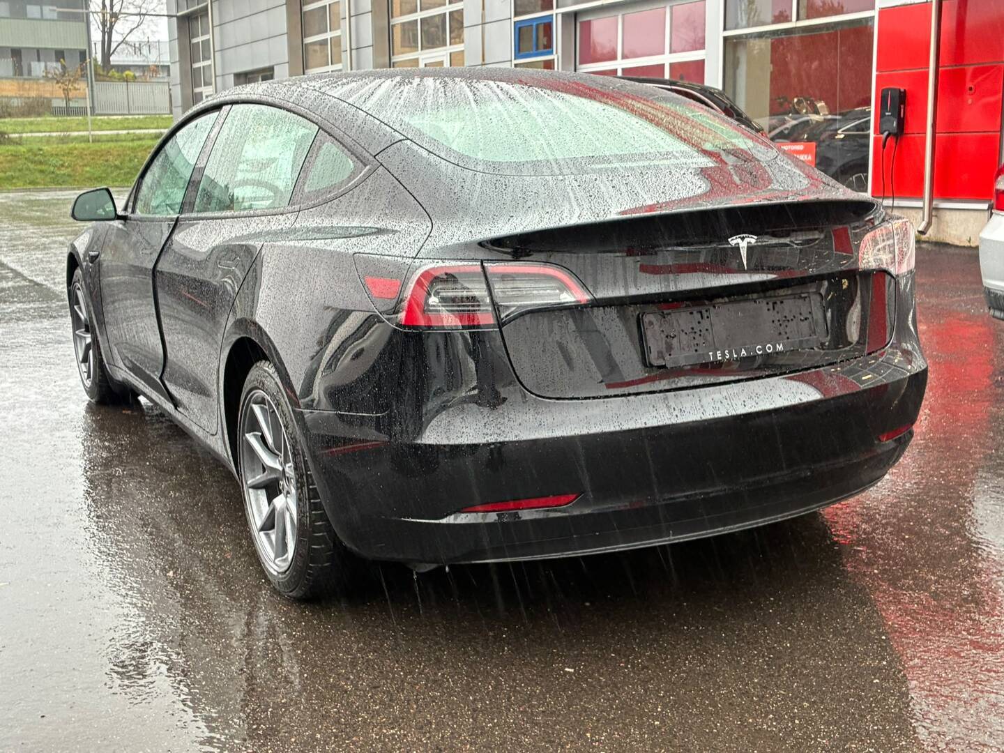 Tesla - Model 3 - Rear-Wheel Drive - Sedan