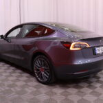 Tesla - Model 3 - Standard Range Plus - Sedan