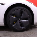 Tesla - Model 3 - Standard Range Plus - Sedan