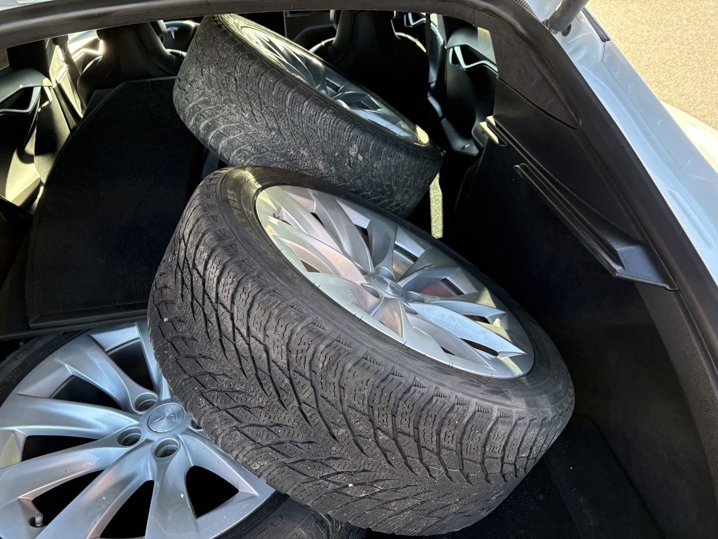 Tesla - Model S - S100D Performance Ludicrous Raven - Viistoperä