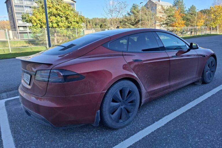 Tesla Model S