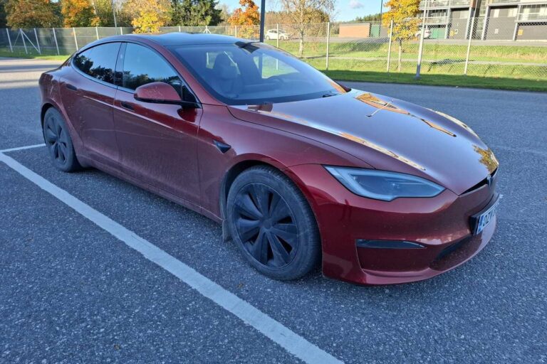 Tesla - Model S - Long Range - Sedan
