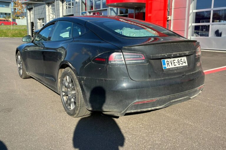 Tesla Model S
