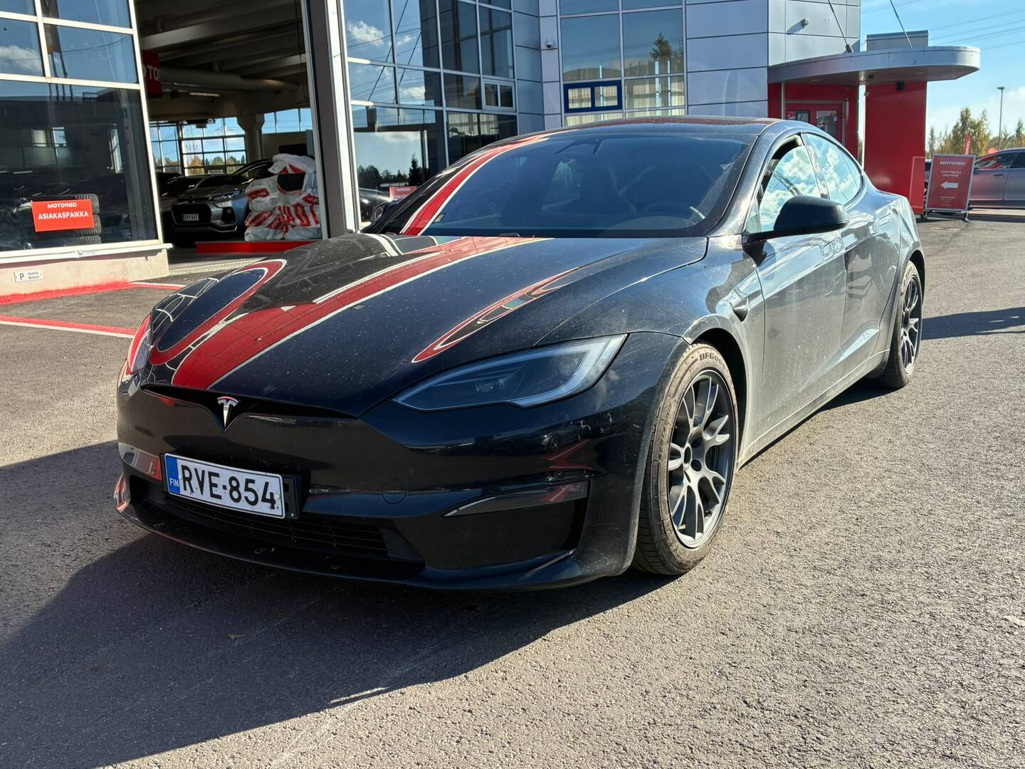 Tesla - Model S - Plaid - Sedan