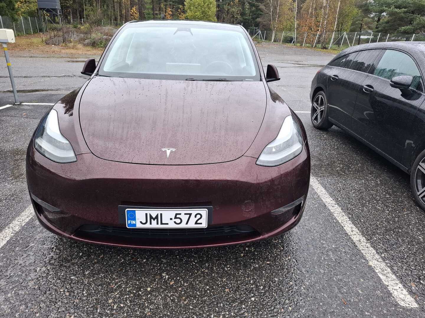 Tesla - Model Y - Performance - Maastoauto