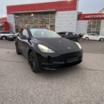 Tesla - Model Y - Long Range - Maastoauto