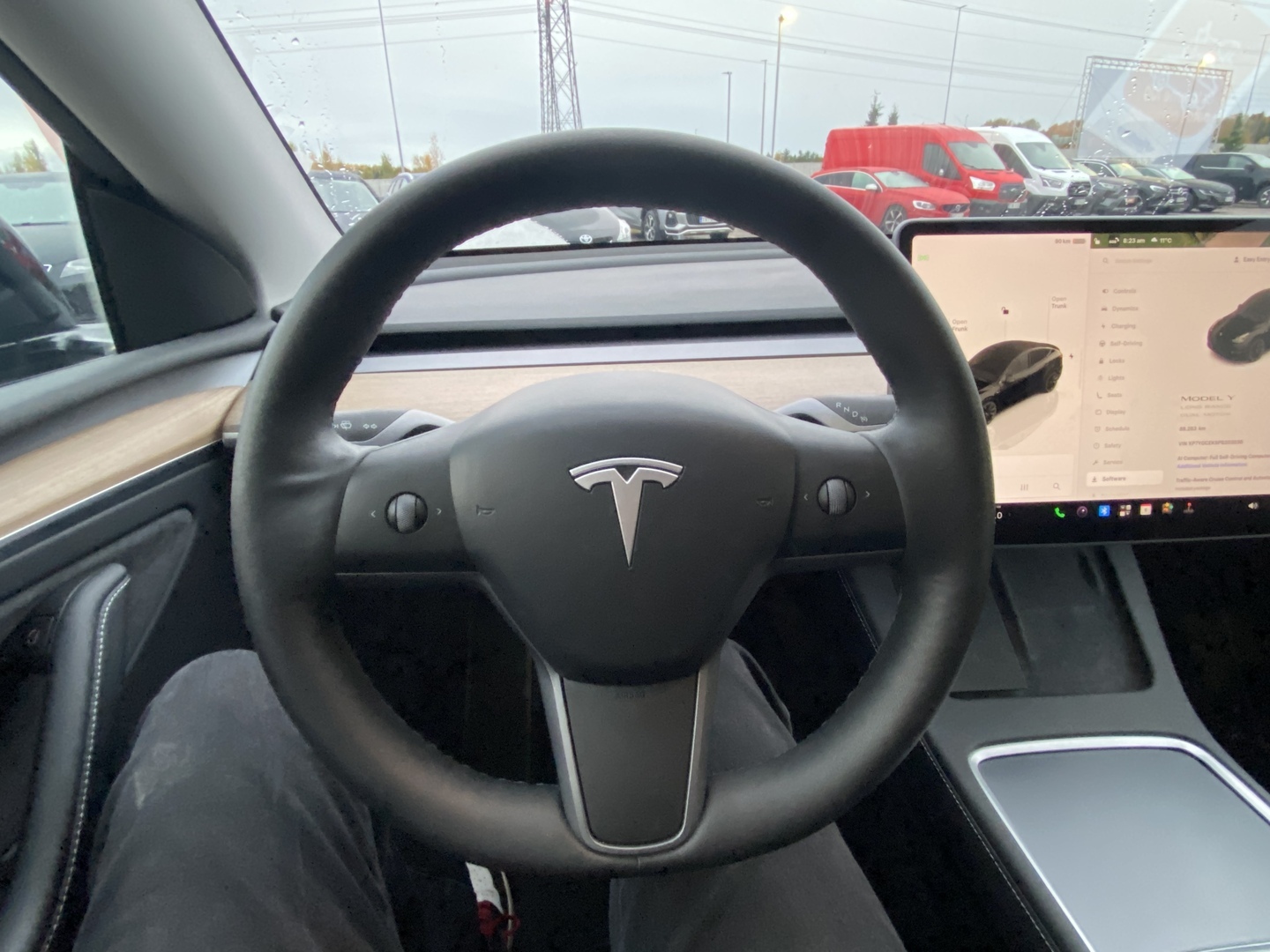 Tesla - Model Y - Long Range - Maastoauto