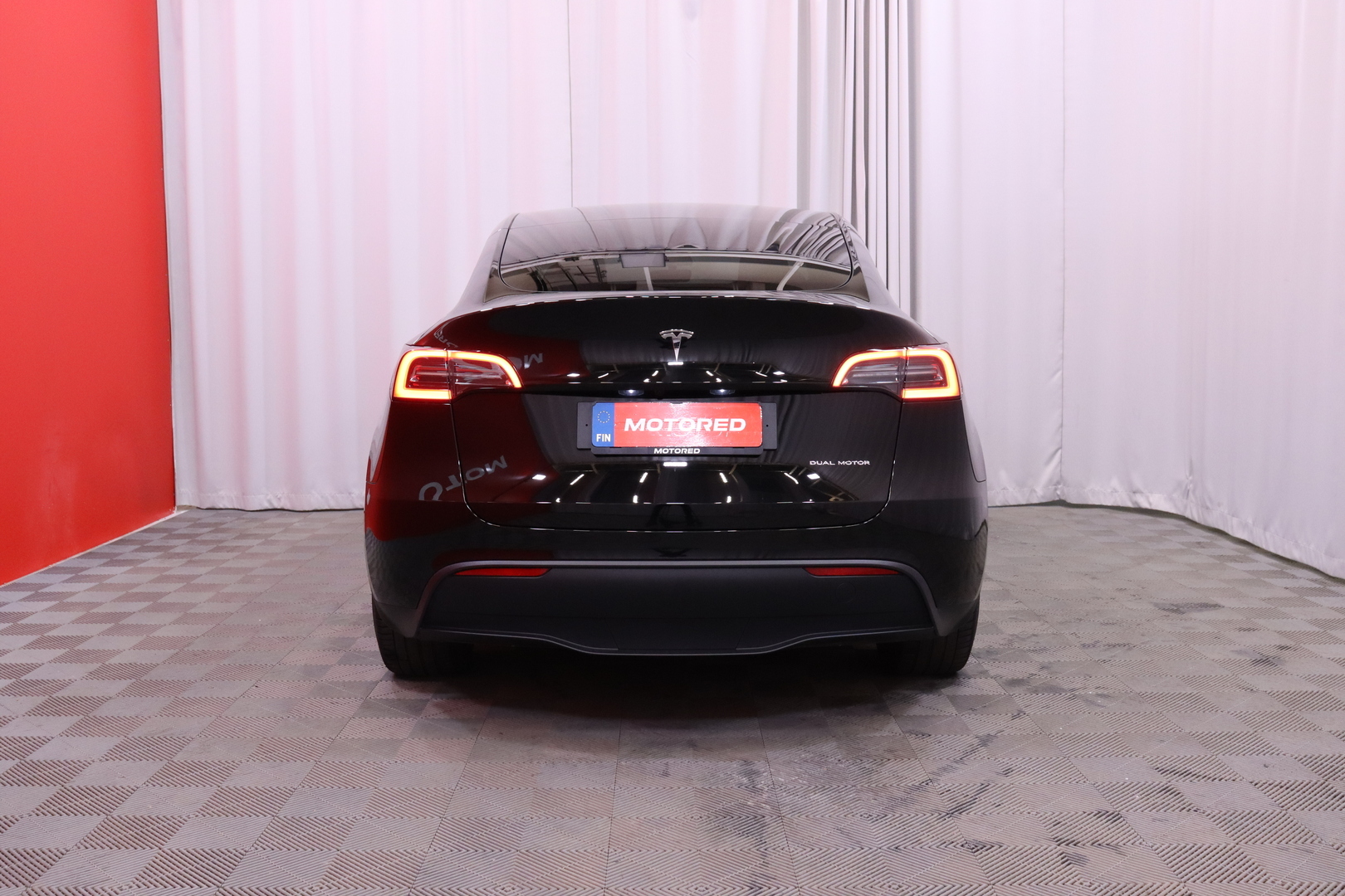 Tesla Model Y Long Range 2023, bild 4/35