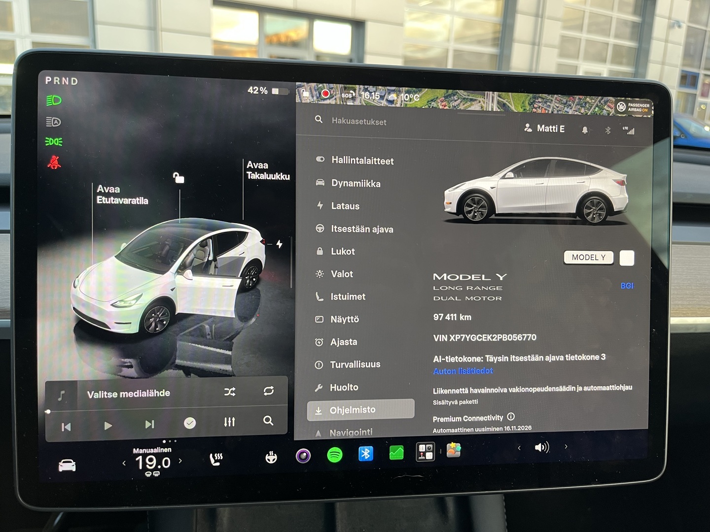Tesla - Model Y - Long Range AWD - Tila-auto