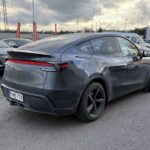 Tesla - Model Y - Premium Long Range All-Wheel Drive - Maastoauto