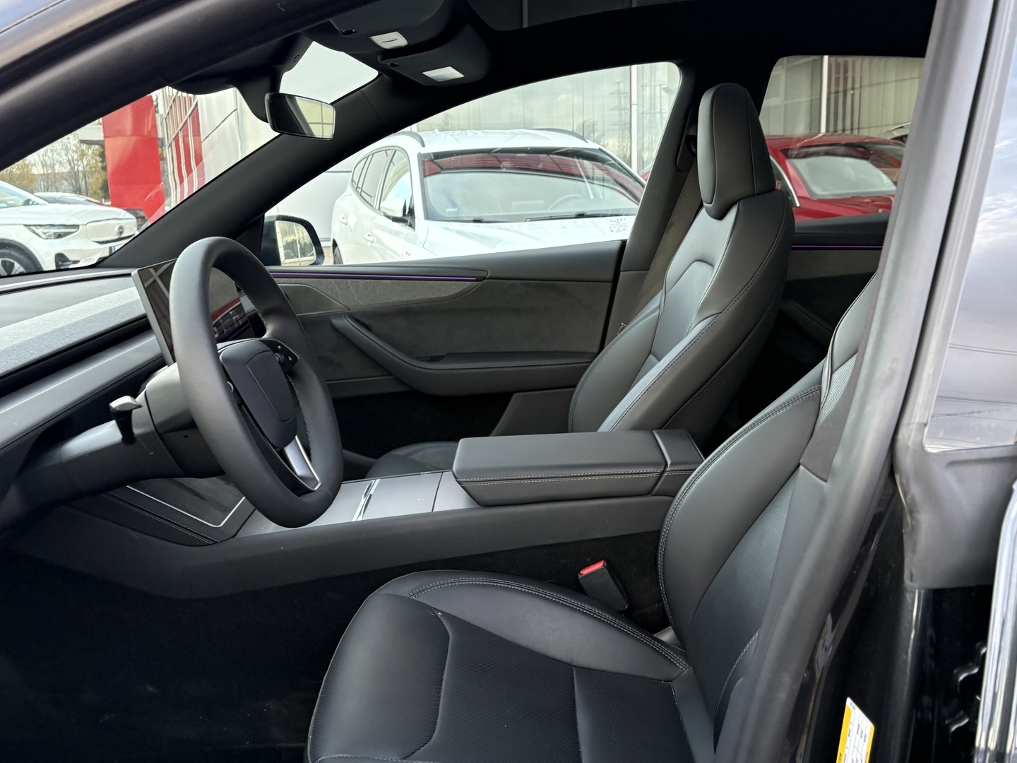 Tesla - Model Y - Premium Long Range All-Wheel Drive - Maastoauto