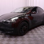 Tesla - Model Y - Long Range - Maastoauto