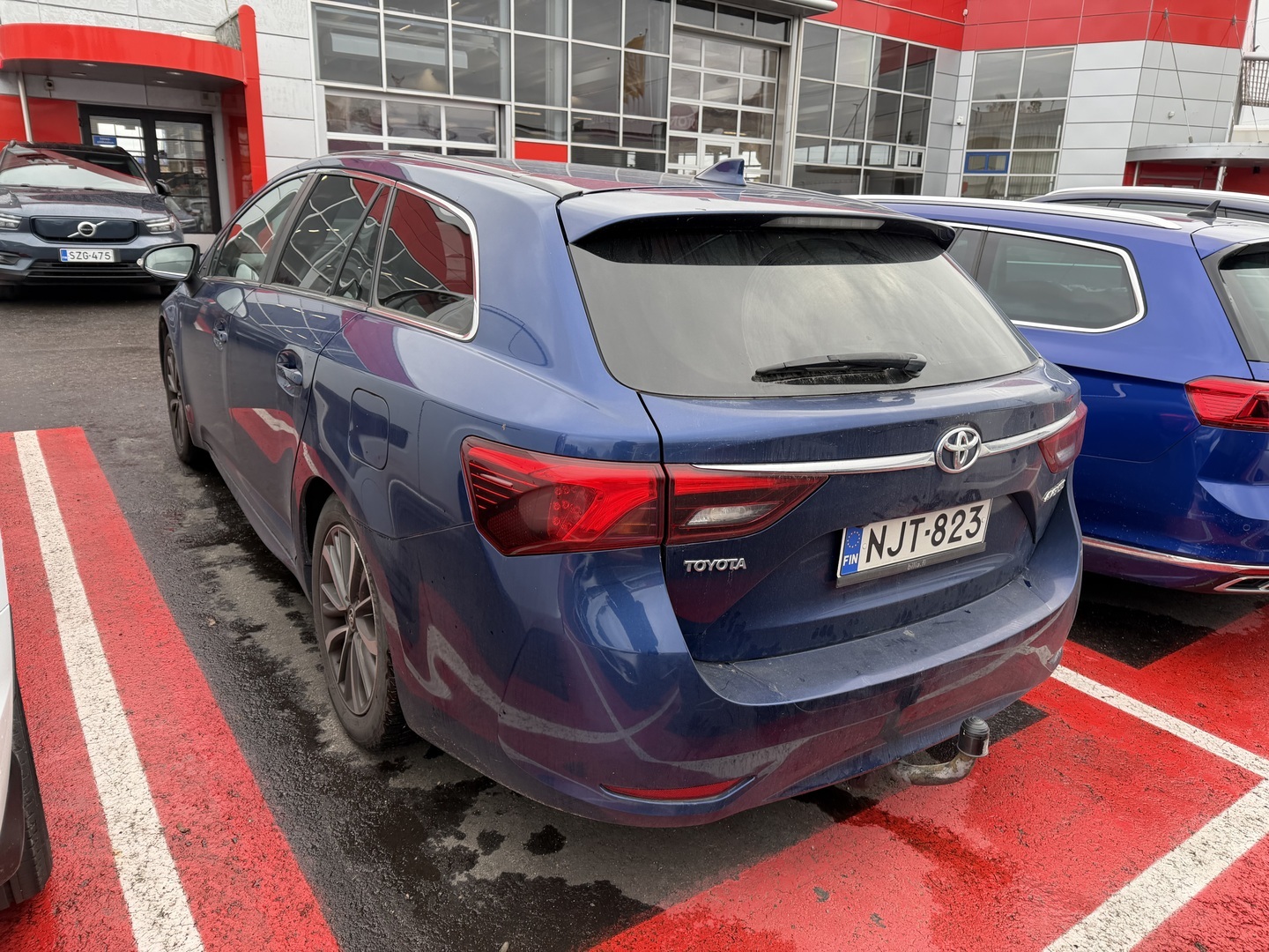 Toyota - Avensis - 1,8 Valvematic Active Touring Sports Multidrive S - Farmari