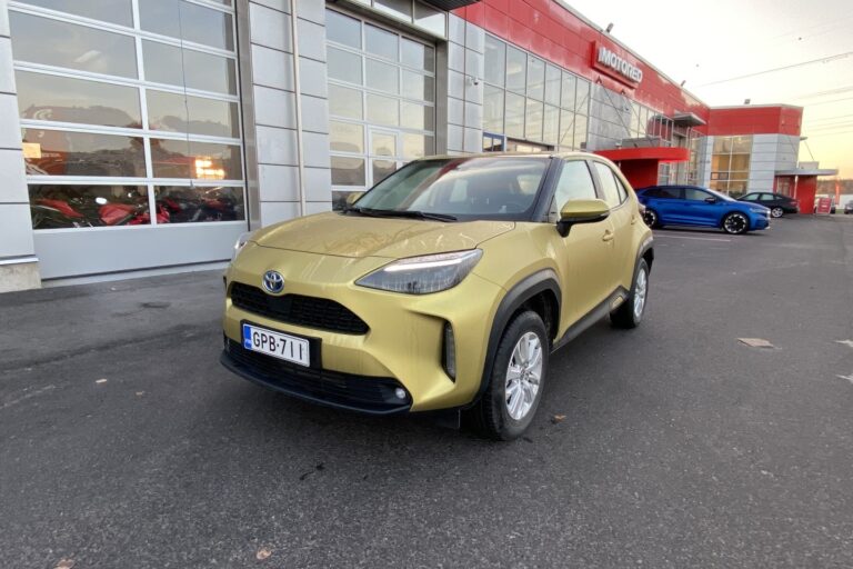 Toyota - Yaris Cross - 1,5 Hybrid Active - Maastoauto