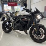 Triumph - Speed Triple - 1050 RS // Arrow / Öhlins / TFT / Vakkari / Shifter / Huoltokirja // - Moottoripyörä
