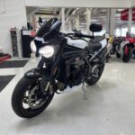 Triumph - Speed Triple - 1050 RS // Arrow / Öhlins / TFT / Vakkari / Shifter / Huoltokirja // - Moottoripyörä
