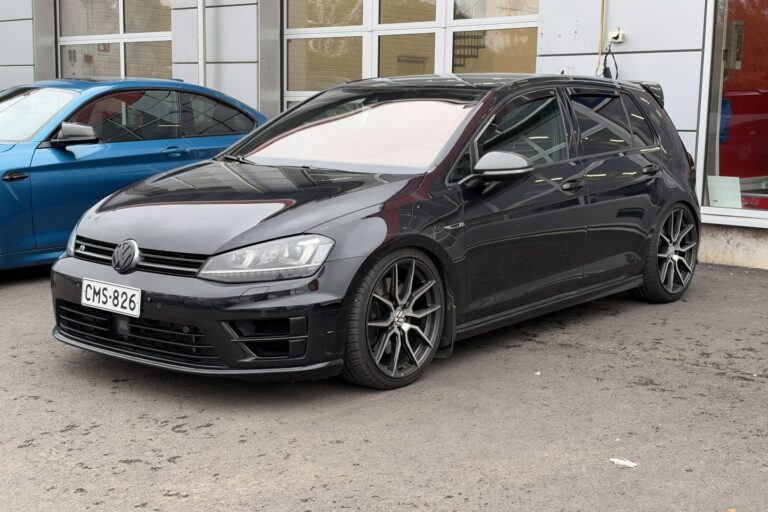 Volkswagen - Golf - R 2,0 TSI 221 kW (300 hv) 4MOTION DSG-automaatti Winter Edition - Farmari