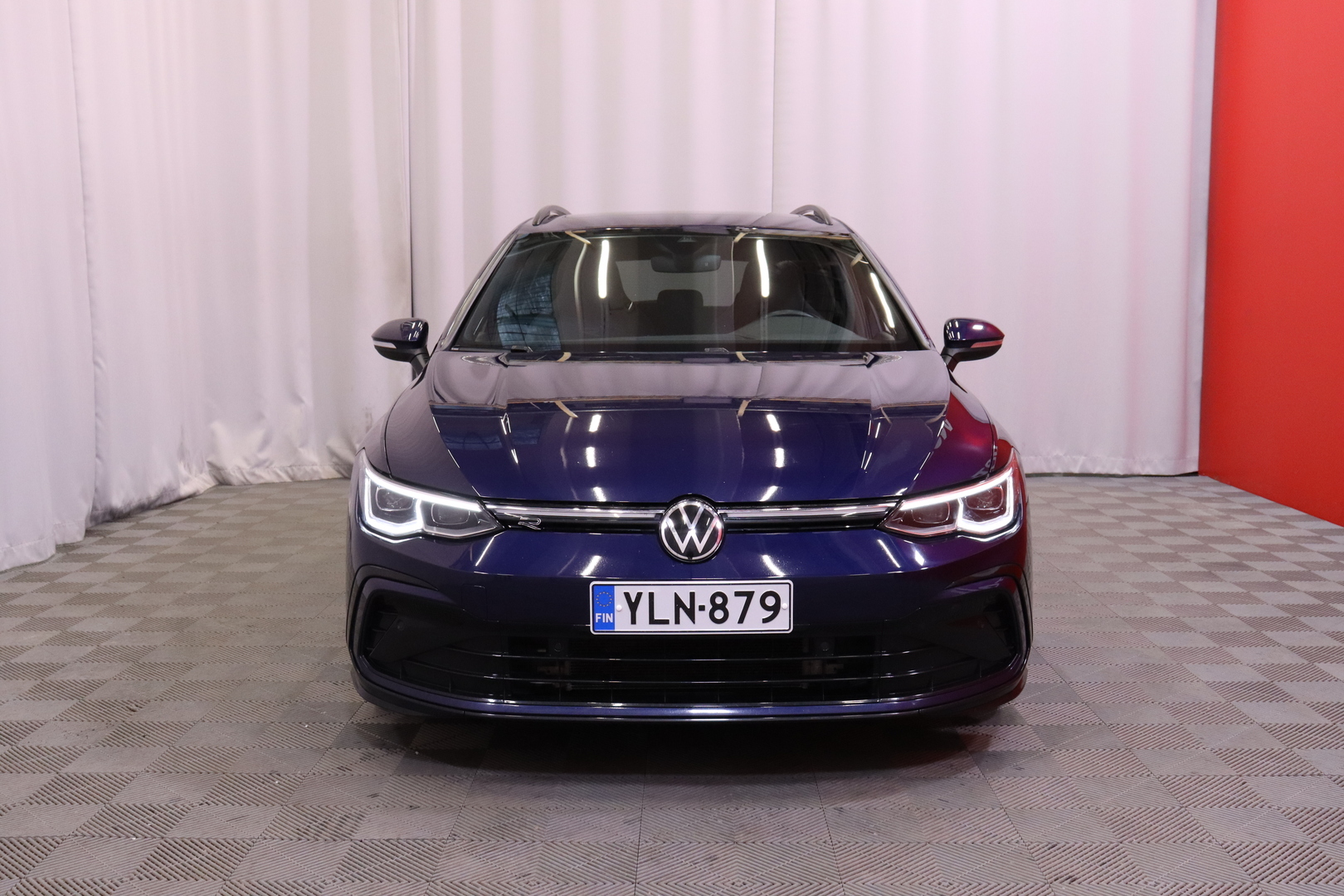 Volkswagen Golf 2.0 TSI 4Motion R-Line 2022, bild 7/36
