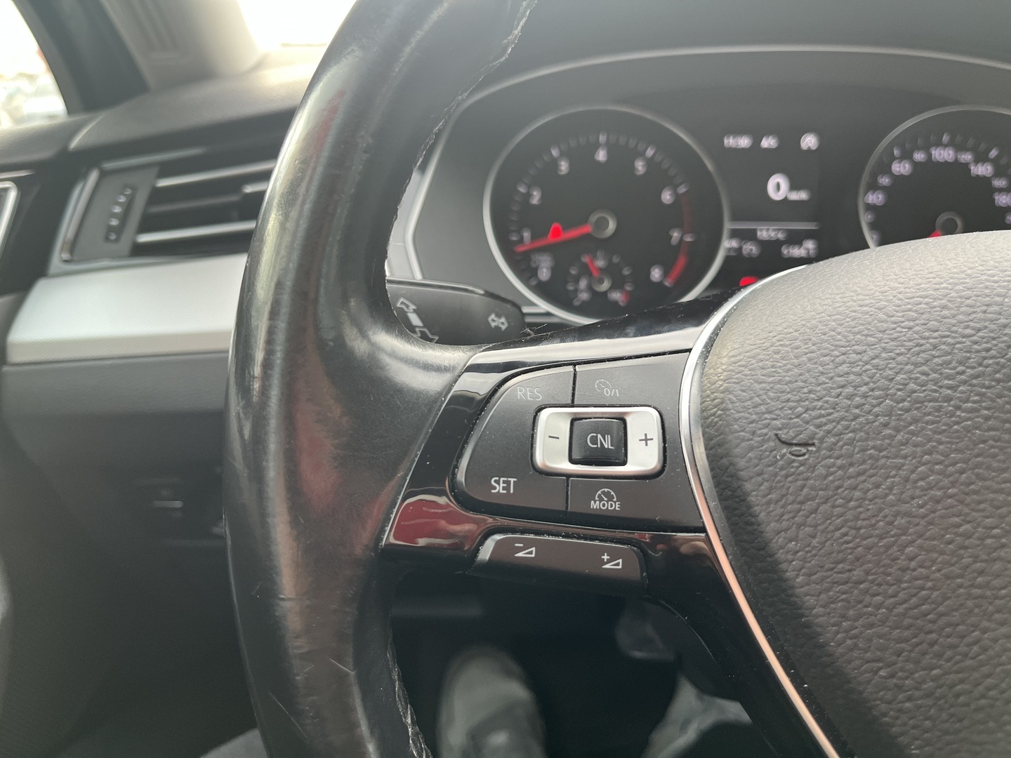 Volkswagen - Passat - Sedan Comfortline 1,4 TSI 92 kW (125 hv) BlueMotion Technology DSG-automaatti - Sedan