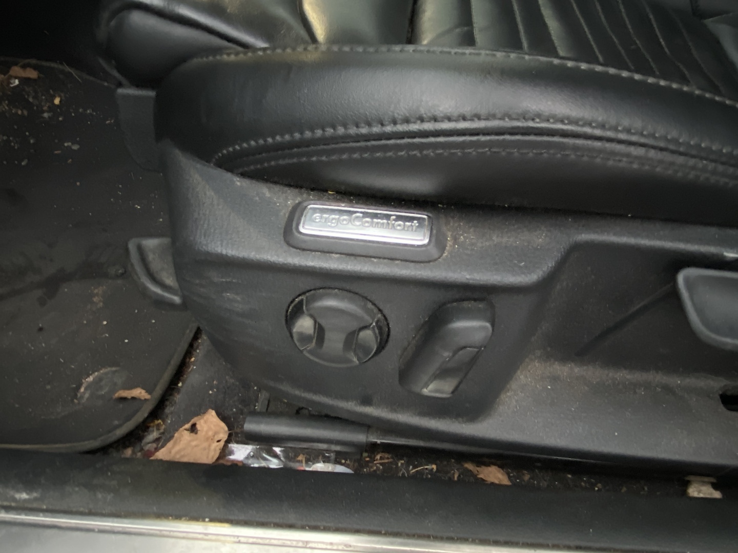 Volkswagen - Passat - Variant Highline 2,0 TDI 140 kW (190 hv) 4MOTION R-LINE - Farmari