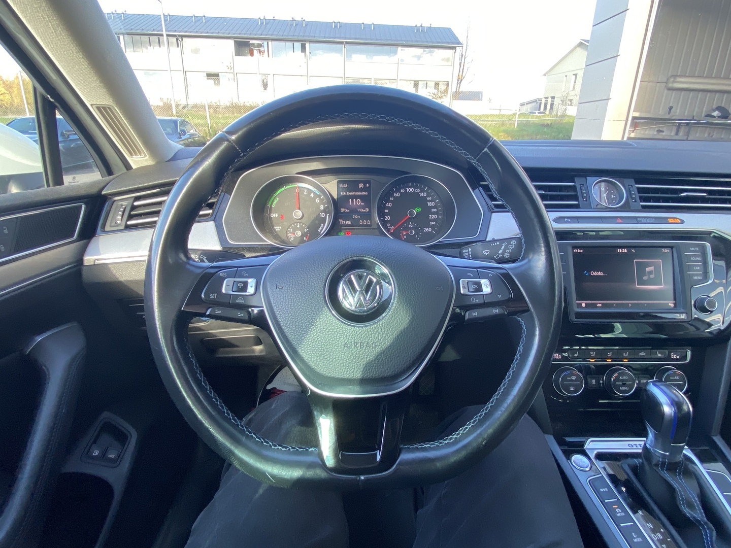 Volkswagen - Passat - Variant GTE Plug-In Hybrid 160 kW (218 hv) DSG-automaatti - Farmari
