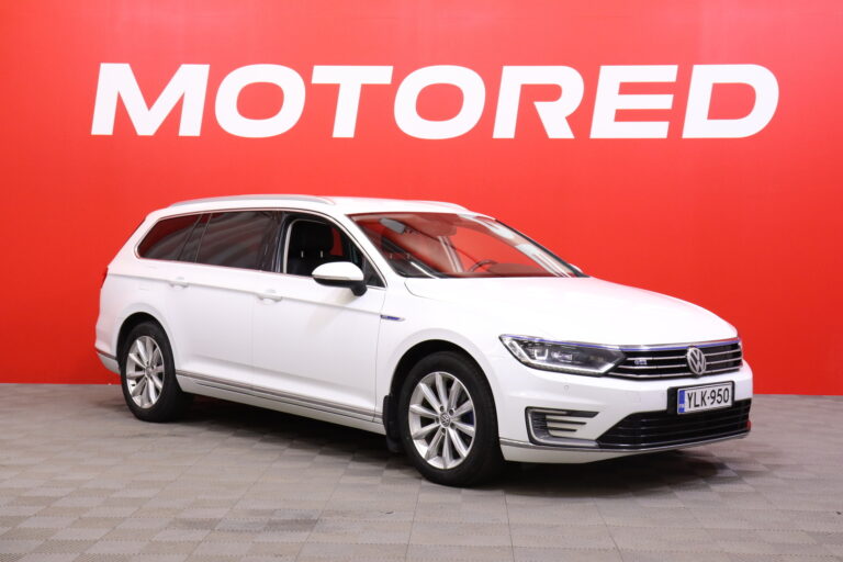 Volkswagen - Passat - Variant GTE Plug-In Hybrid 160 kW (218 hv) DSG-automaatti - Farmari