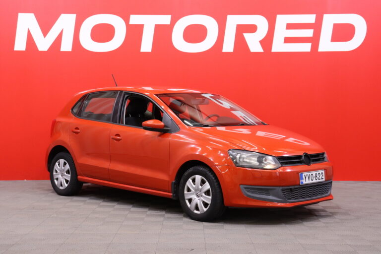 Volkswagen - Polo - Trendline 1,6 TDI 55 kW (75 hv) 4-ovinen / MYYDÄÄN HUUTOKAUPAT.COMISSA - Viistoperä