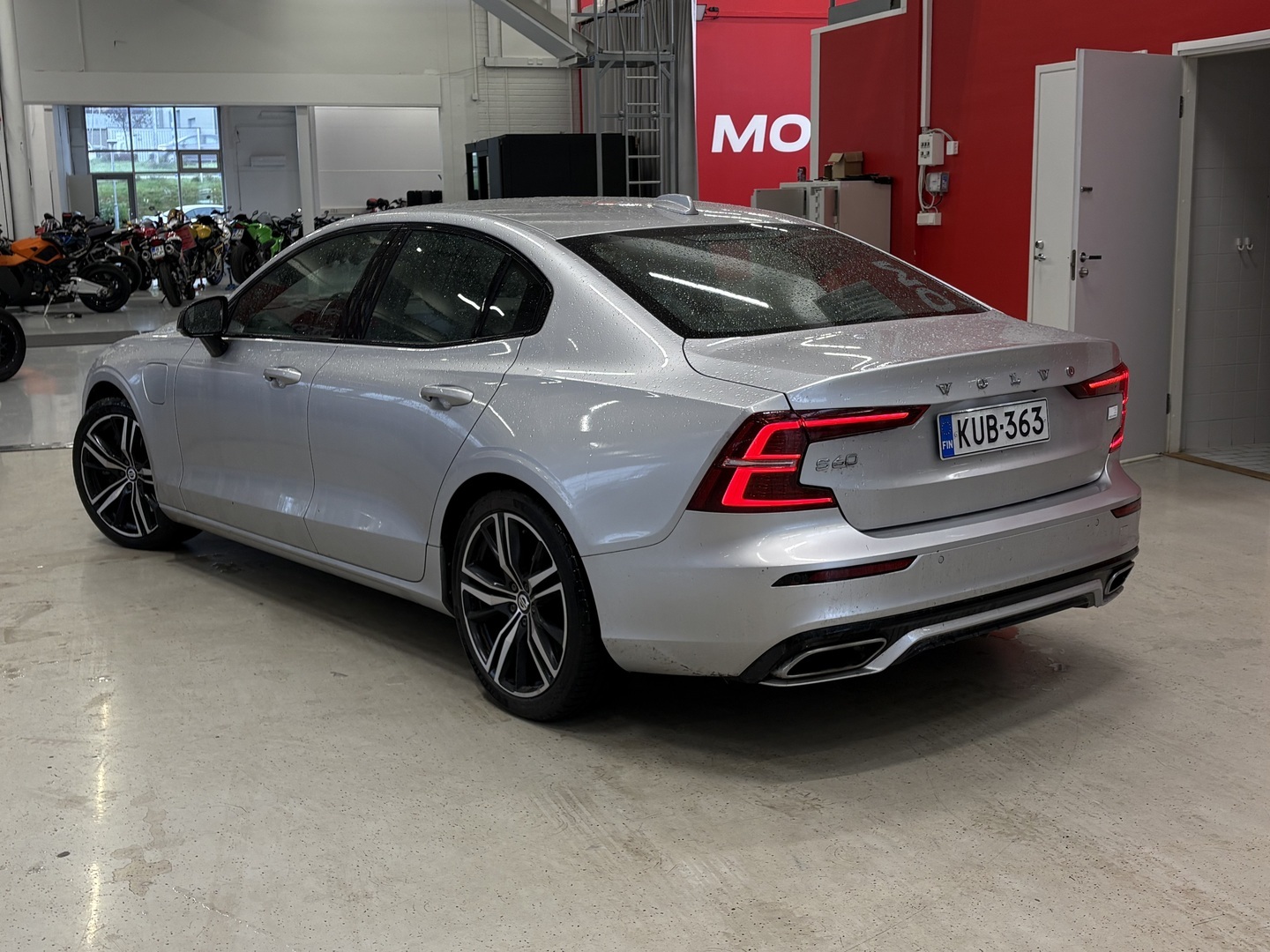 Volvo - S60 - T8 TwE AWD Business R-Design aut - Sedan